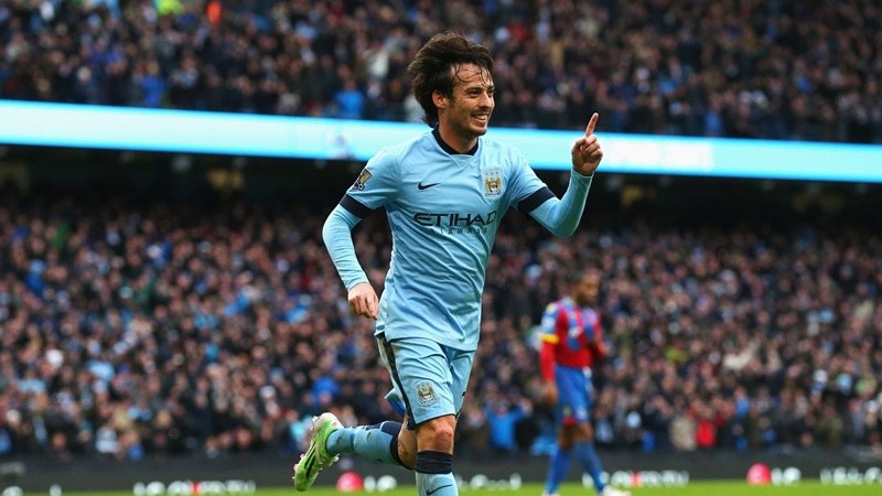 Khoảnh khắc thi đấu trong màu áo Man City của Silva
