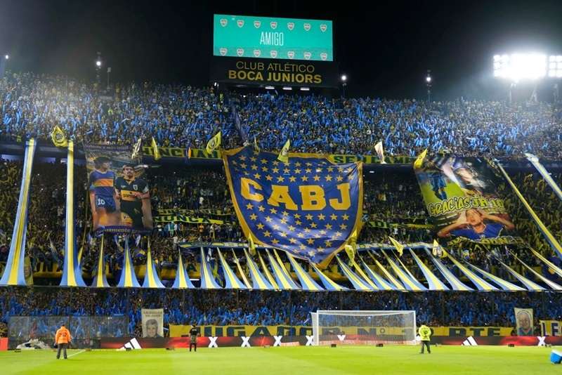 Không khí cổ vũ tại sân vận động La Bombonera – Trái tim của Boca Juniors