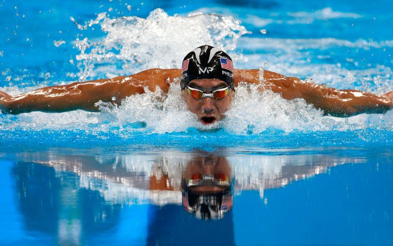 Thể chất vượt trội đưa Michael Phelps chạm đến đỉnh cao Olympic