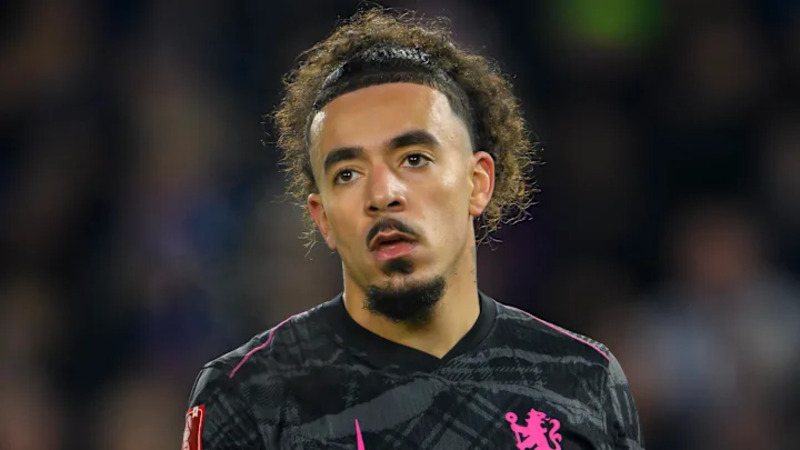 Malo Gusto là hậu vệ phải trẻ người Pháp hiện thi đấu cho Chelsea