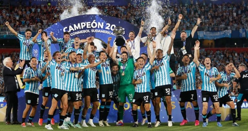 Vinh quang được viết bằng máu và nước mắt