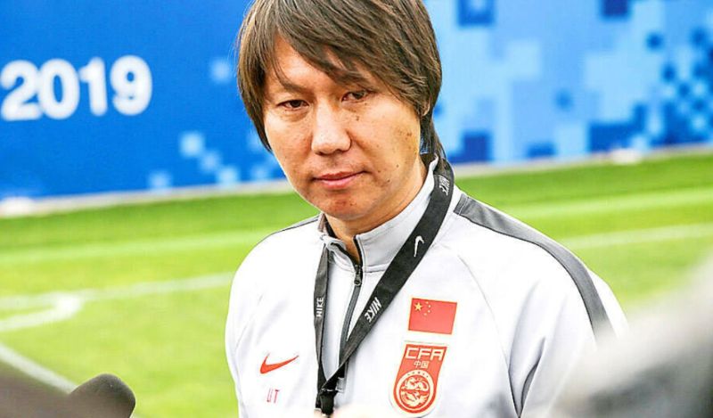 Sau khi giải nghệ, anh tiếp tục truyền cảm hứng cho thế hệ cầu thủ trẻ với vai trò HLV