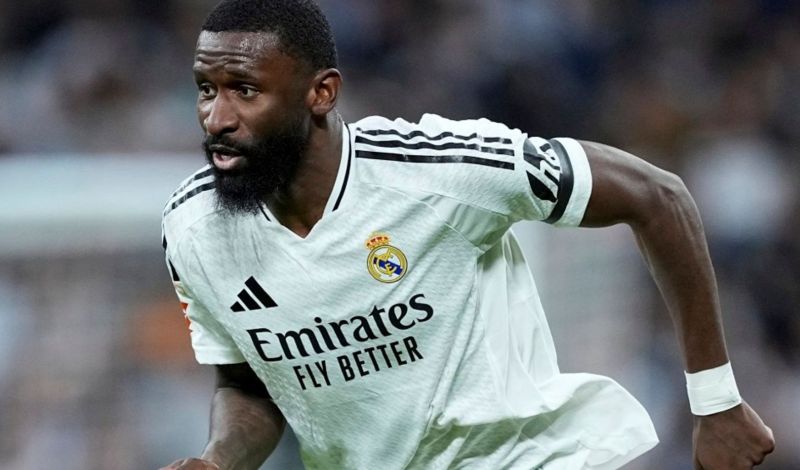 Anh từng thi đấu thành công tại Chelsea trước khi gia nhập Real Madrid