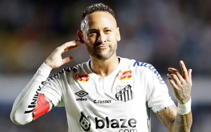 Chân sút sở hữu lối chơi tốc độ và sáng tạo