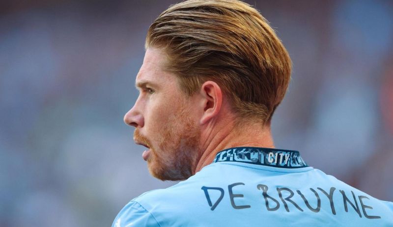 Với những đường chuyền chuẩn xác, De Bruyne được mệnh danh là “nhạc trưởng” của Man City