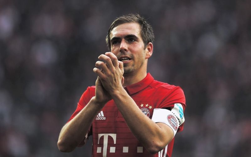 Cựu chân sút là tấm gương cho nhiều thế hệ cầu thủ trẻ