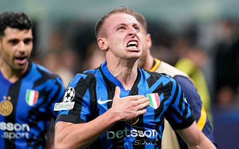 Davide Frattesi là một trong những tiền vệ trung tâm tài năng nhất của bóng đá nước Ý