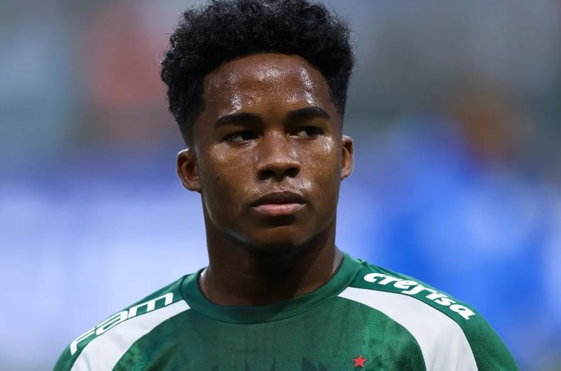 Real Madrid đã chiêu mộ anh khi mới 16 tuổi, khẳng định giá trị và tiềm năng đặc biệt