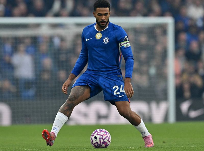 Với khả năng kiến tạo và tham gia tấn công ấn tượng, Reece James trở thành trụ cột nơi hàng thủ